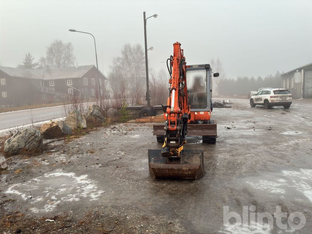 Hitachi EX40 - Minigrävmaskin: bild 2 Hitachi EX40 - Minigrävmaskin: bild 2