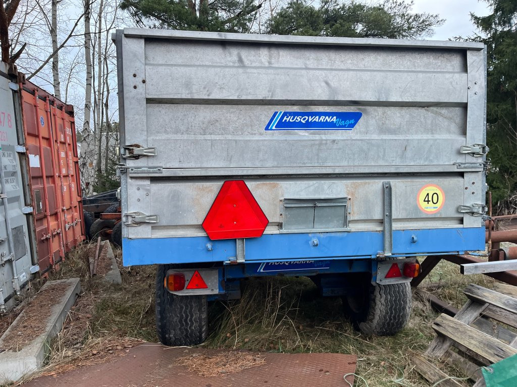 Husqvarna TK 1112 HS - Tippvagn för lantbruk: bild 3 Husqvarna TK 1112 HS - Tippvagn för lantbruk: bild 3