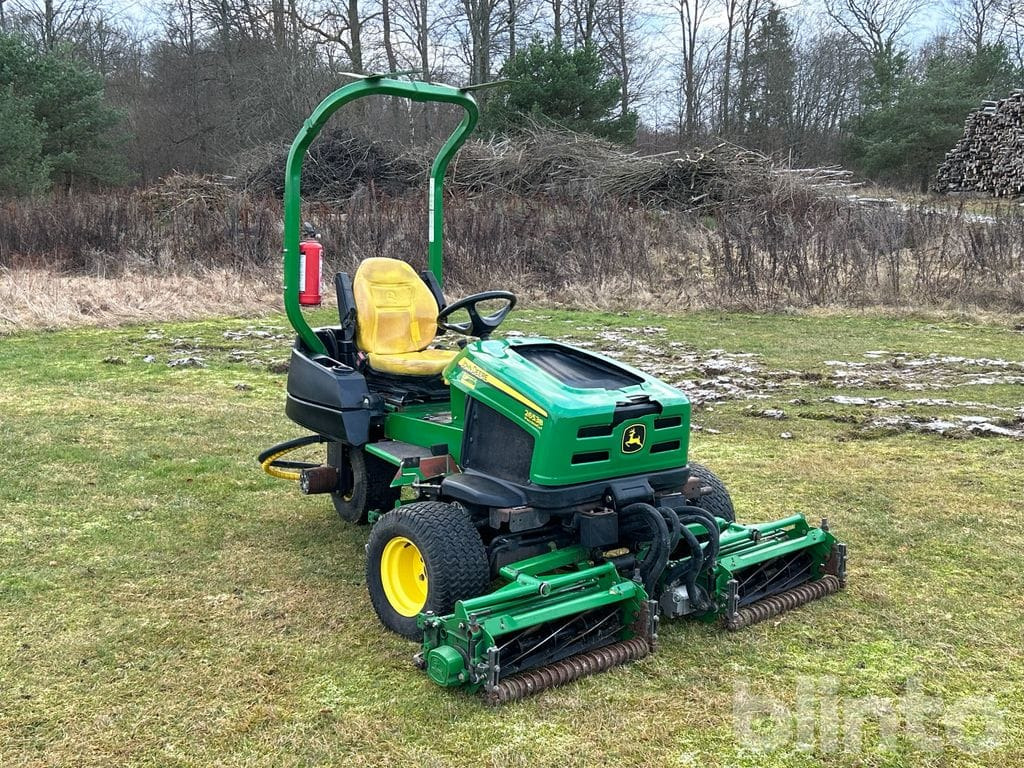 John Deere 2653B - Gräsklippare: bild 3 John Deere 2653B - Gräsklippare: bild 3