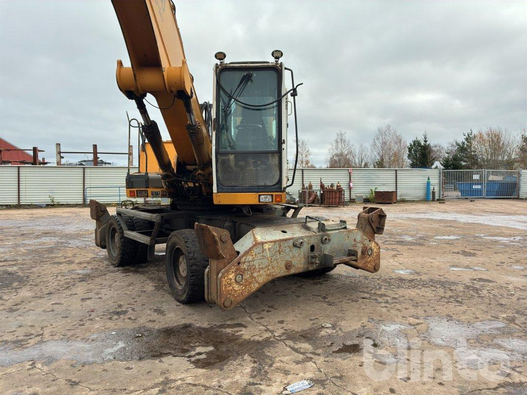 Liebherr A 924 - Grävmaskin på däck: bild 2 Liebherr A 924 - Grävmaskin på däck: bild 2