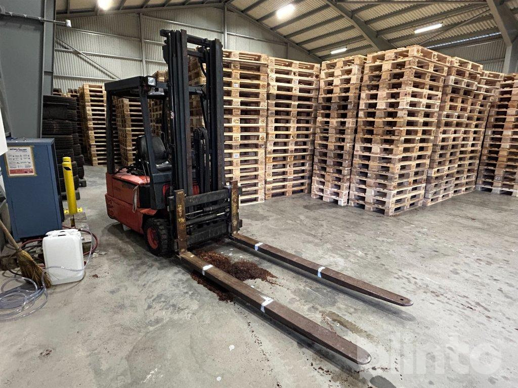 Linde E15 S - Motviktstruck: bild 1 Linde E15 S - Motviktstruck: bild 1