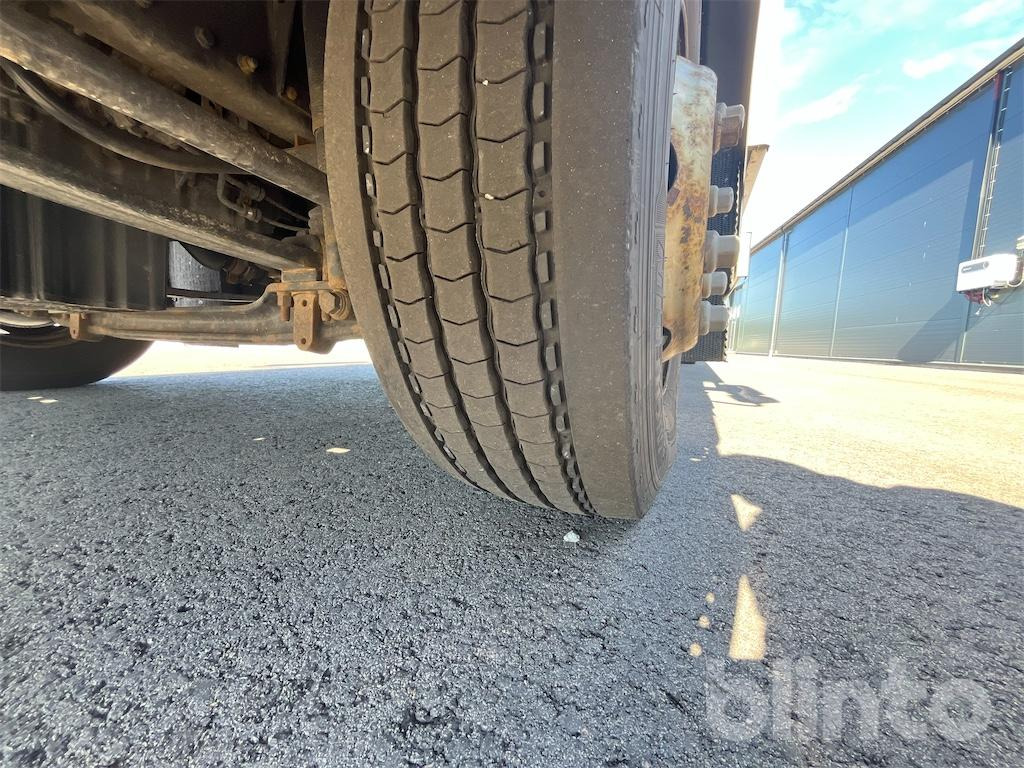 Lastbil med skåp MAN: bild 29