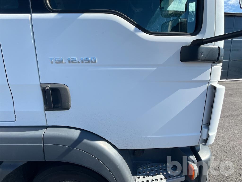 Lastbil med skåp MAN: bild 46