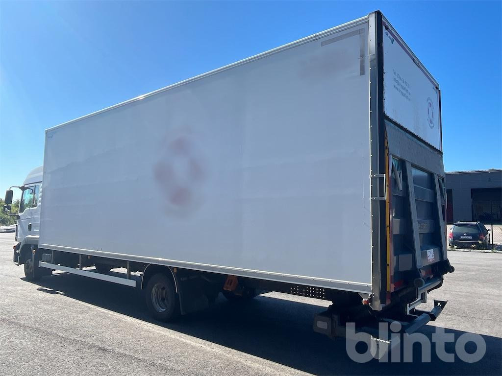 Lastbil med skåp MAN: bild 7