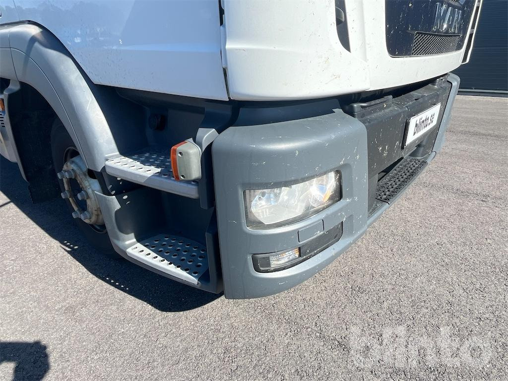 Lastbil med skåp MAN: bild 43