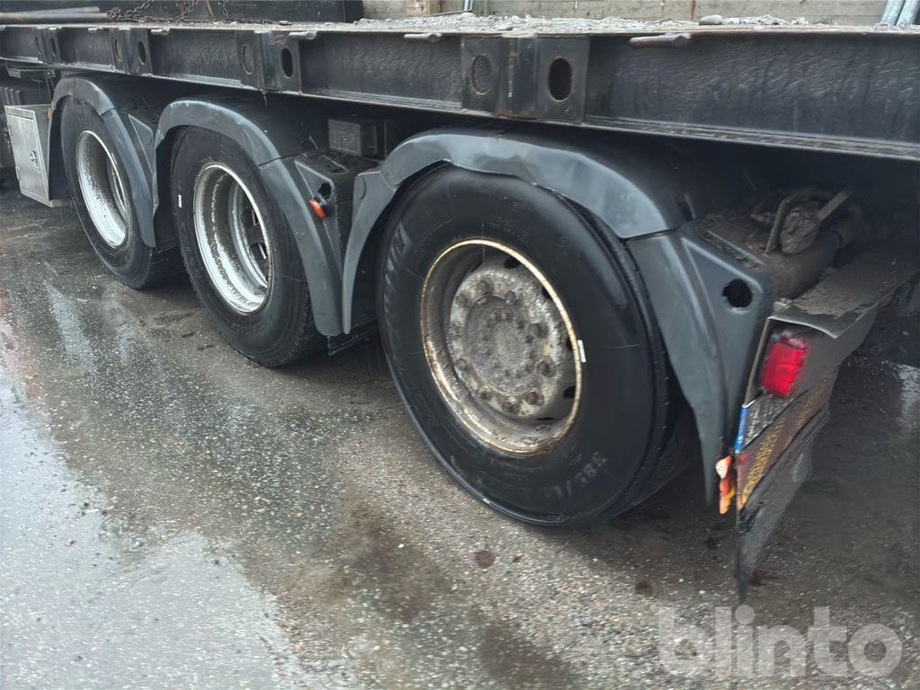 Lastväxlare lastbil, Kranbil MAN TGA 35.480 8X4-4 BL: bild 28 Lastväxlare lastbil, Kranbil MAN TGA 35.480 8X4-4 BL: bild 28