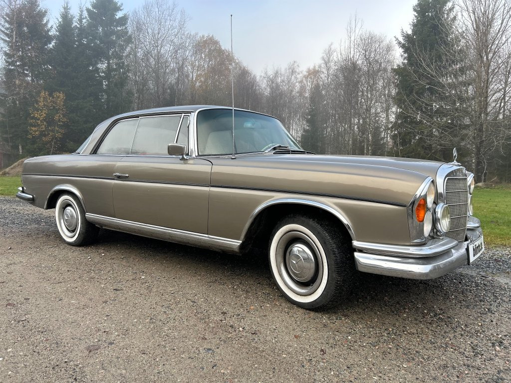 Mercedes Benz 220 SE B C - Personbil: bild 5 Mercedes Benz 220 SE B C - Personbil: bild 5