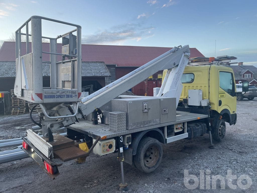 NISSAN F24 - Billift: bild 3 NISSAN F24 - Billift: bild 3