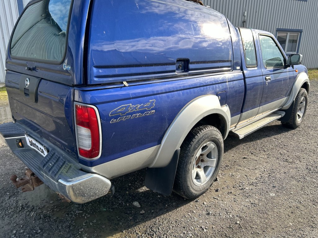 NISSAN KING CAB NAVARA - Pickup: bild 4 NISSAN KING CAB NAVARA - Pickup: bild 4