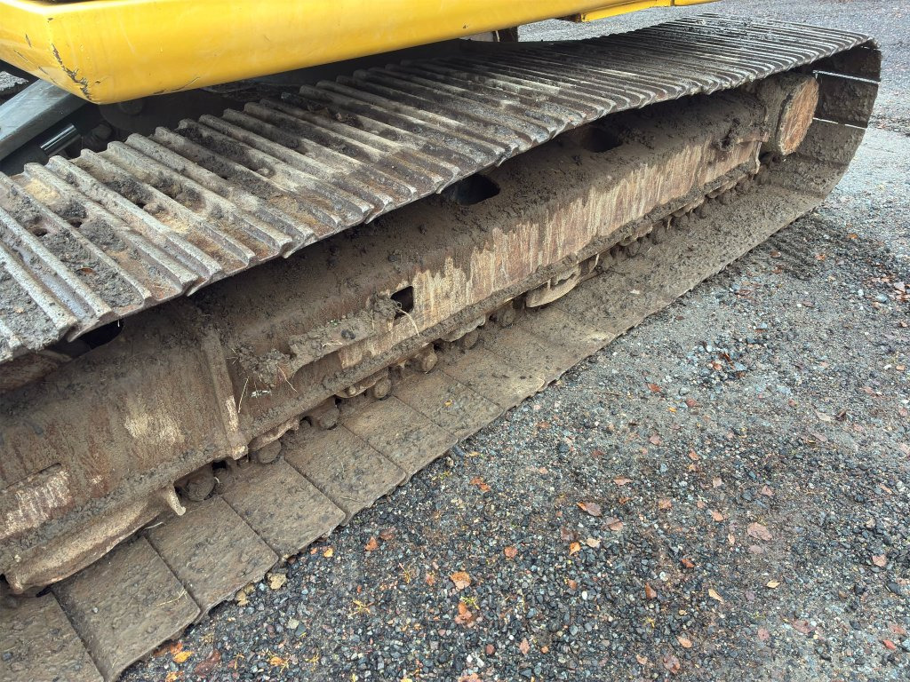 Bandgrävare New Holland Kobelco E135BSR-2: bild 13