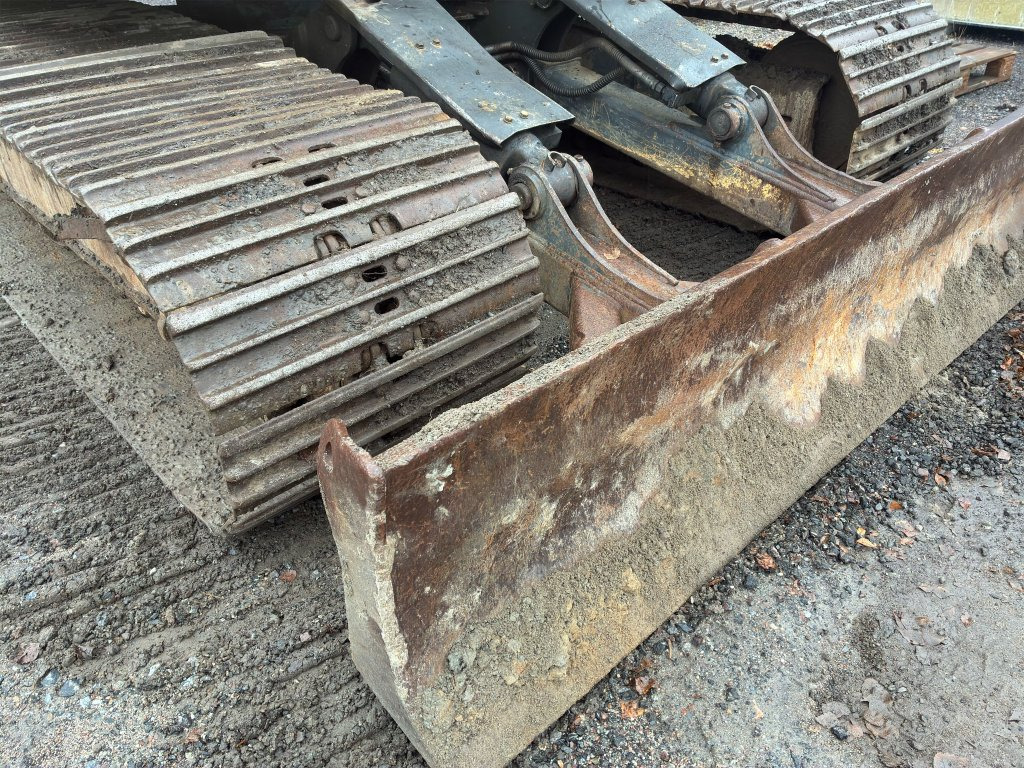 Bandgrävare New Holland Kobelco E135BSR-2: bild 18
