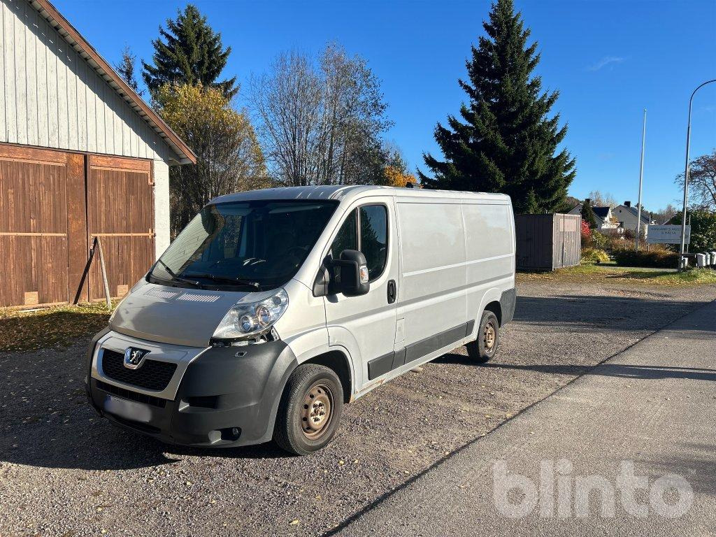 PEUGEOT Y - Skåpbil: bild 1 PEUGEOT Y - Skåpbil: bild 1