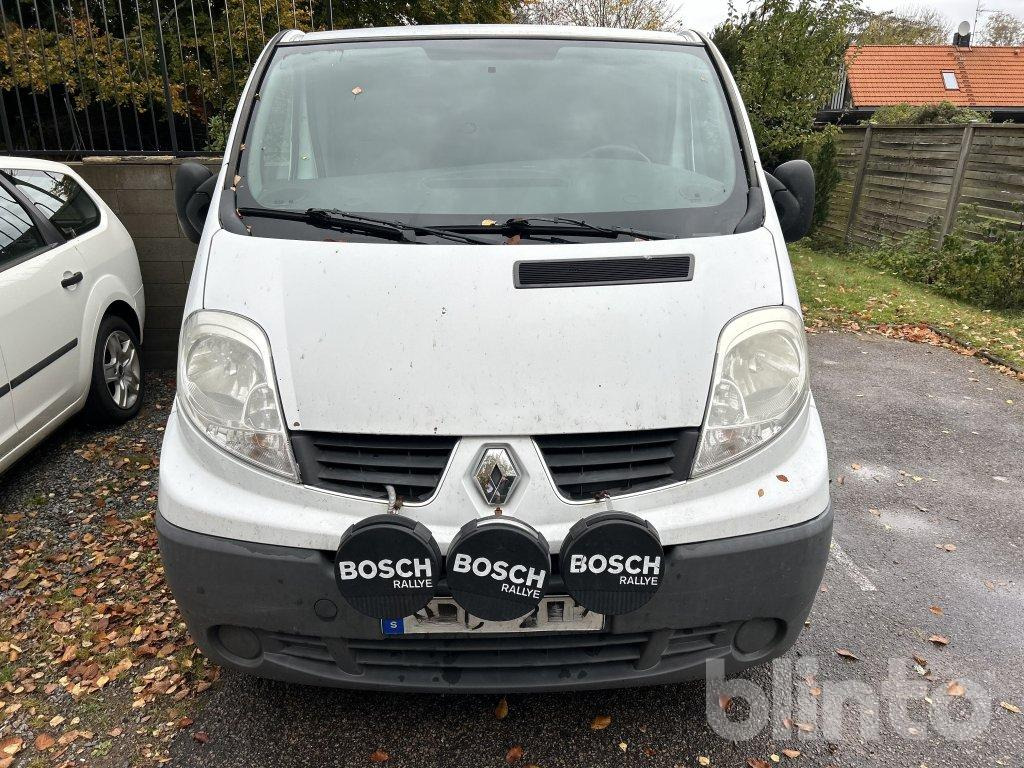RENAULT TRAFIC - Skåpbil: bild 2 RENAULT TRAFIC - Skåpbil: bild 2