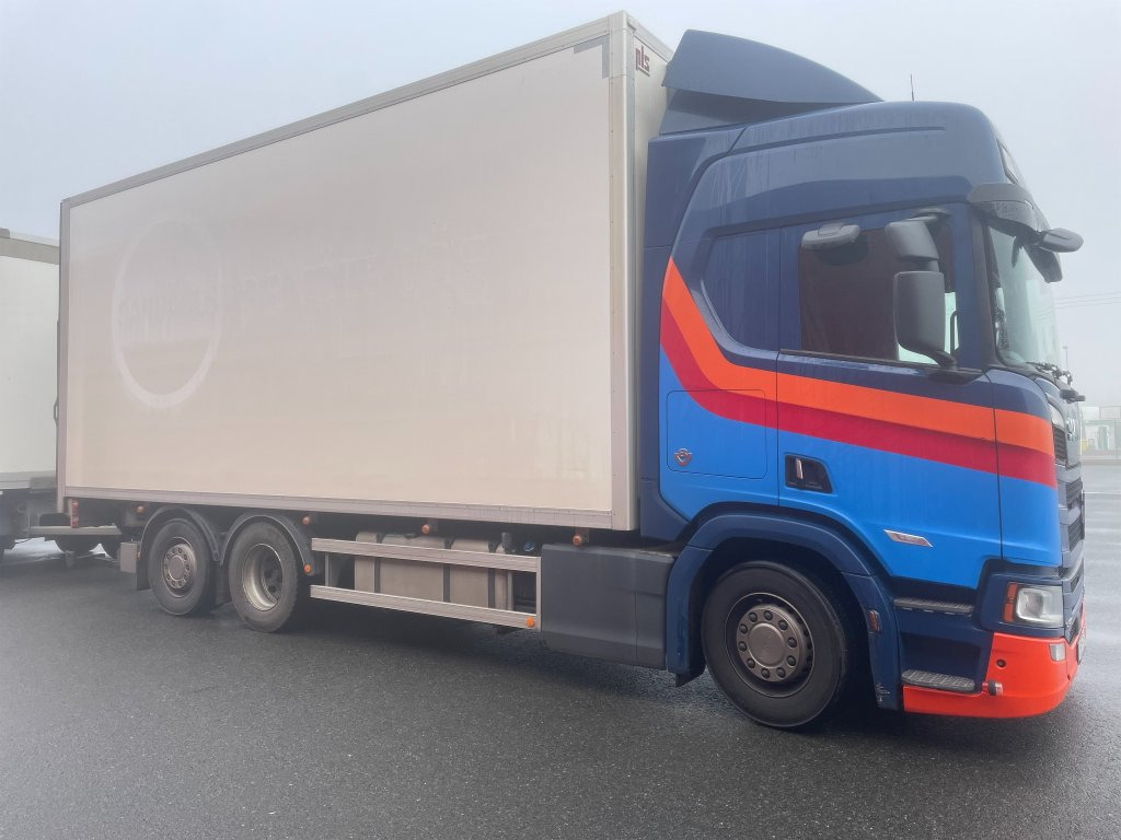 SCANIA R520B6X2*4NB Nextgen - Lastbil med skåp: bild 2 SCANIA R520B6X2*4NB Nextgen - Lastbil med skåp: bild 2