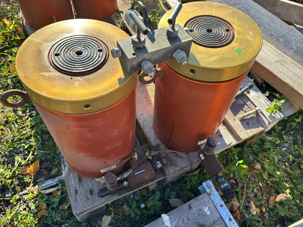 Simson Aluminium - Hydraulcylinder för Byggmaskiner: bild 1 Simson Aluminium - Hydraulcylinder för Byggmaskiner: bild 1