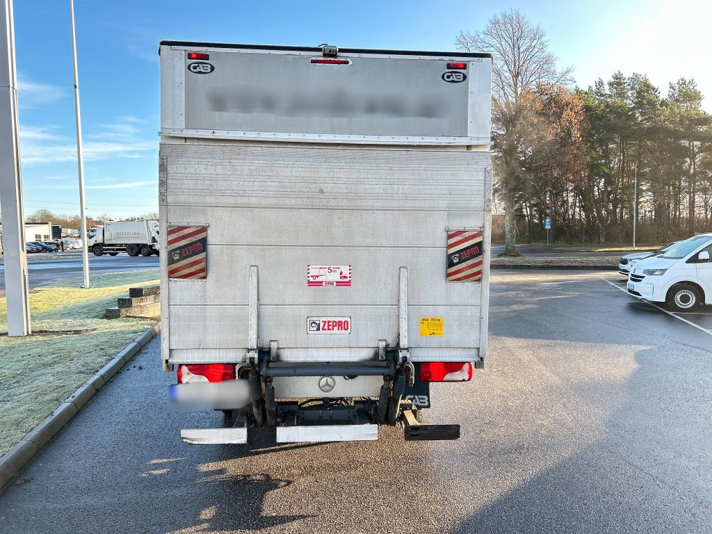 MERCEDES-BENZ Kylbil Thermoking - Transportbil: bild 4 MERCEDES-BENZ Kylbil Thermoking - Transportbil: bild 4