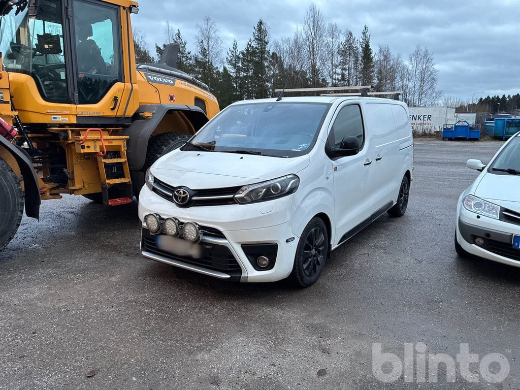 TOYOTA - Transportbil: bild 1 TOYOTA - Transportbil: bild 1