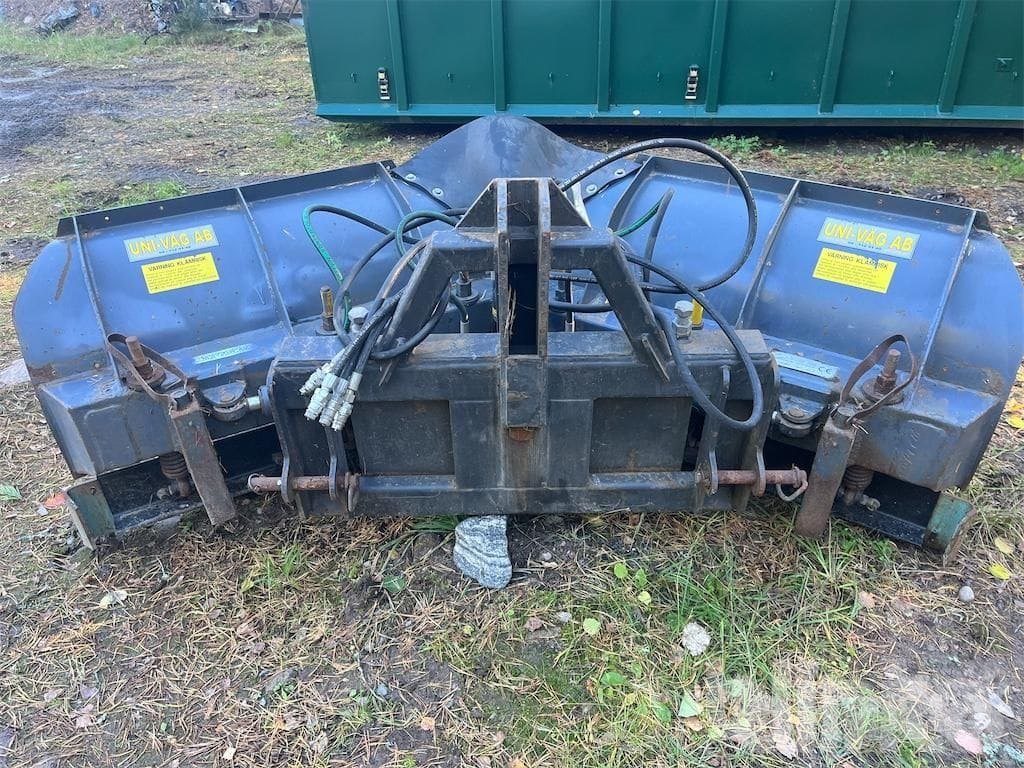 Uni-Väg UV-240 - Schaktblad: bild 3 Uni-Väg UV-240 - Schaktblad: bild 3