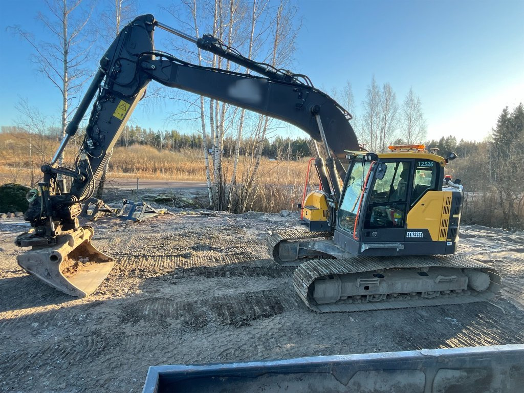 Volvo EC236EL - Bandgrävare: bild 1 Volvo EC236EL - Bandgrävare: bild 1