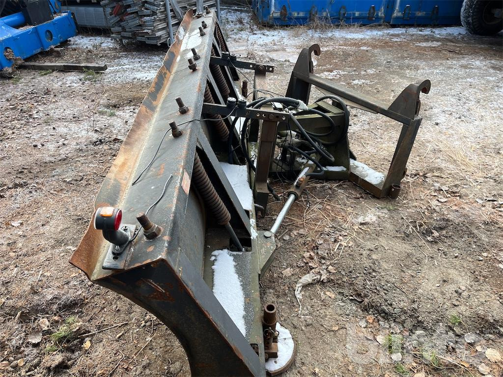 Vreten K3200 Stora BM - Snöplog: bild 3 Vreten K3200 Stora BM - Snöplog: bild 3