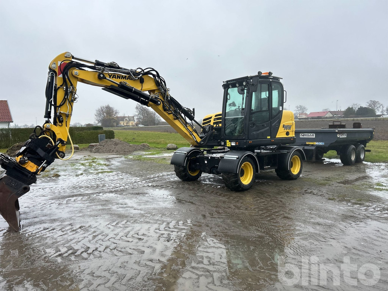 Yanmar B95W - Tippvagn - Tiltrotator - 6 Redskap - Grävmaskin på däck: bild 2 Yanmar B95W - Tippvagn - Tiltrotator - 6 Redskap - Grävmaskin på däck: bild 2