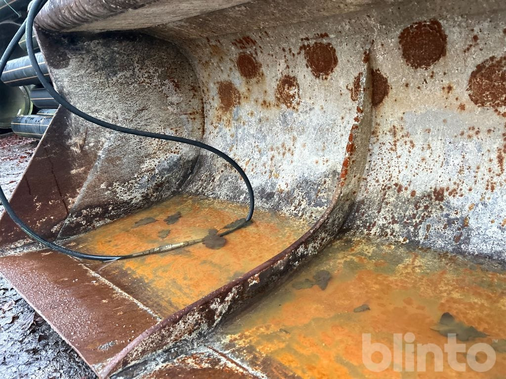 Skopa med B20 fäste: bild 23 Skopa med B20 fäste: bild 23