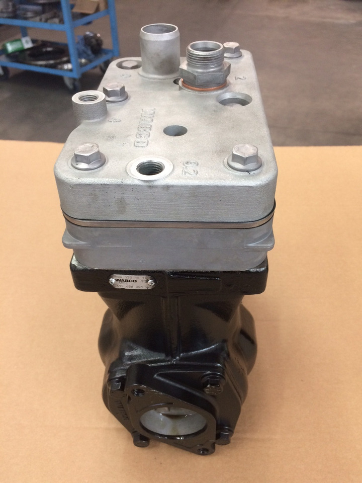 COMPRESSORE ARIA BICILINDRICO MOTORE MERCEDES OM906 - Luftkompressor: bild 3 COMPRESSORE ARIA BICILINDRICO MOTORE MERCEDES OM906 - Luftkompressor: bild 3