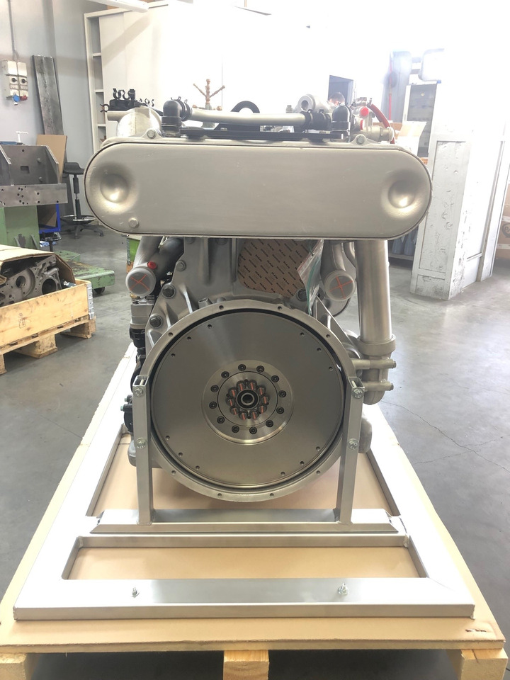 MOTORE MAN D2676LOH27 / MAN D2676 LOH27 - Motor: bild 4 MOTORE MAN D2676LOH27 / MAN D2676 LOH27 - Motor: bild 4