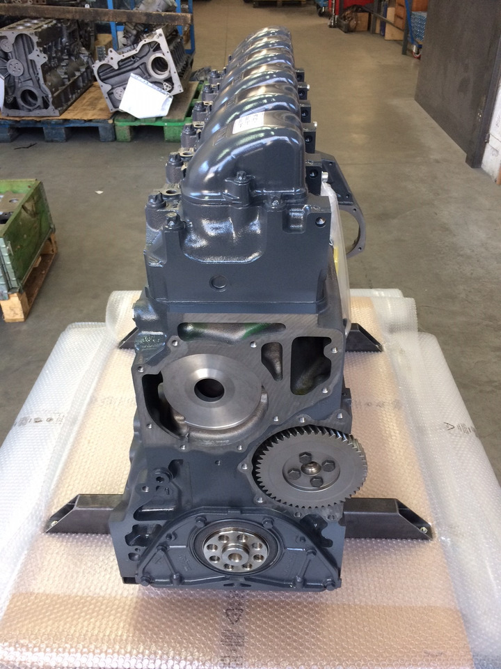 MOTORE MAN D2866LUH21 / D2866 LUH21- 350CV - EURO 2 - Motor: bild 5 MOTORE MAN D2866LUH21 / D2866 LUH21- 350CV - EURO 2 - Motor: bild 5