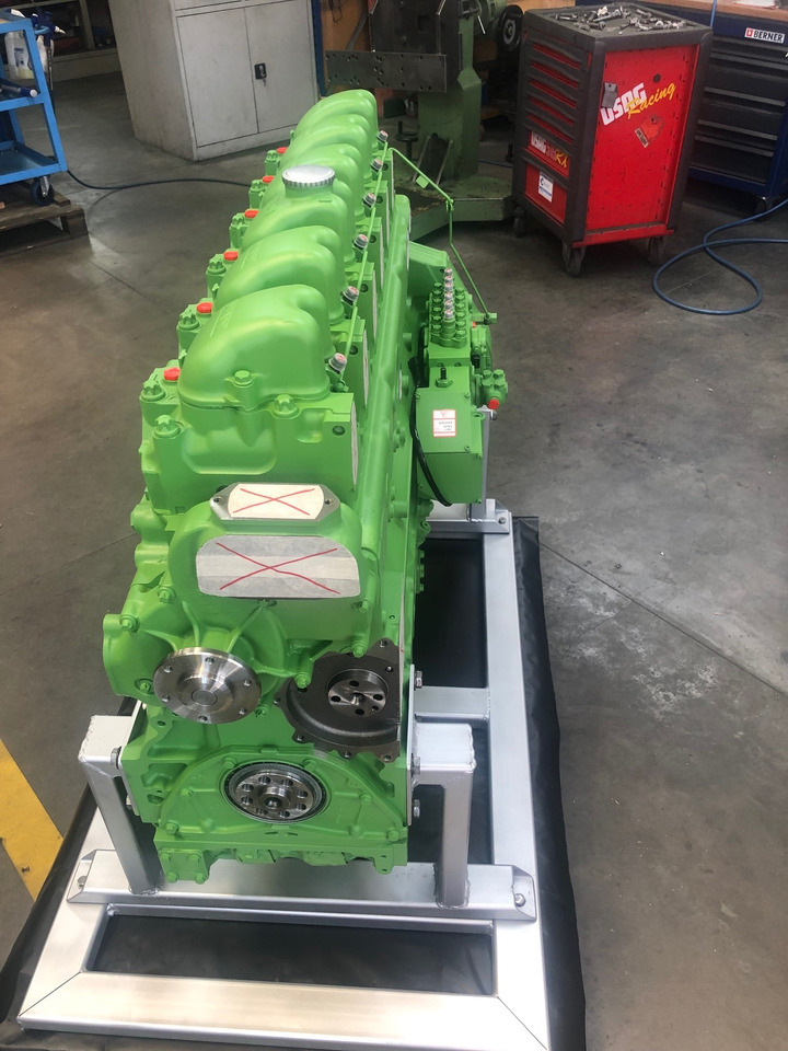 MOTORE SEMI-COMPLETO MAN D2866LE401 / D2866 LE401 - D2866LE402 / D2866 LE402 - D2866LE403 / D2866 LE403 - D2866LE405 / D2866 LE405 - Motor: bild 2 MOTORE SEMI-COMPLETO MAN D2866LE401 / D2866 LE401 - D2866LE402 / D2866 LE402 - D2866LE403 / D2866 LE403 - D2866LE405 / D2866 LE405 - Motor: bild 2