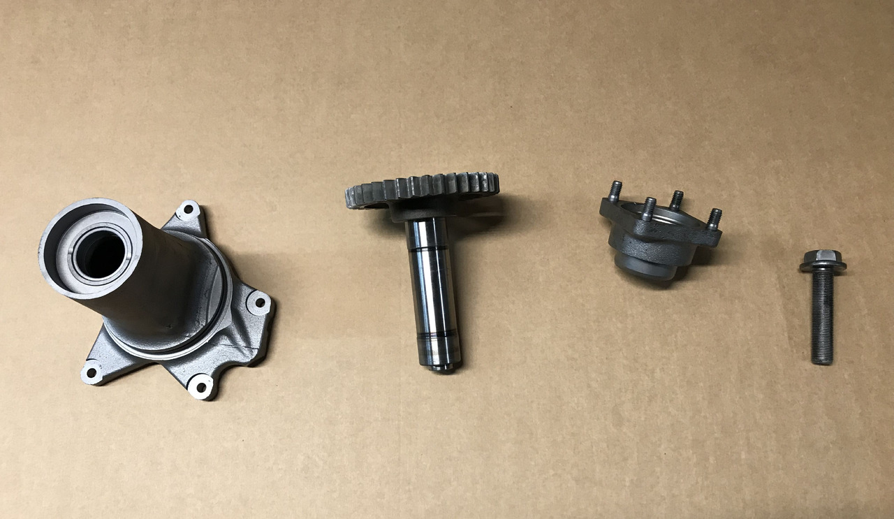 SCATOLA SUPPORTO PORTA VENTILATORE - MOTORI MAN D2066 / MAN D2676 - Fläkt för Lastbil: bild 1 SCATOLA SUPPORTO PORTA VENTILATORE - MOTORI MAN D2066 / MAN D2676 - Fläkt för Lastbil: bild 1