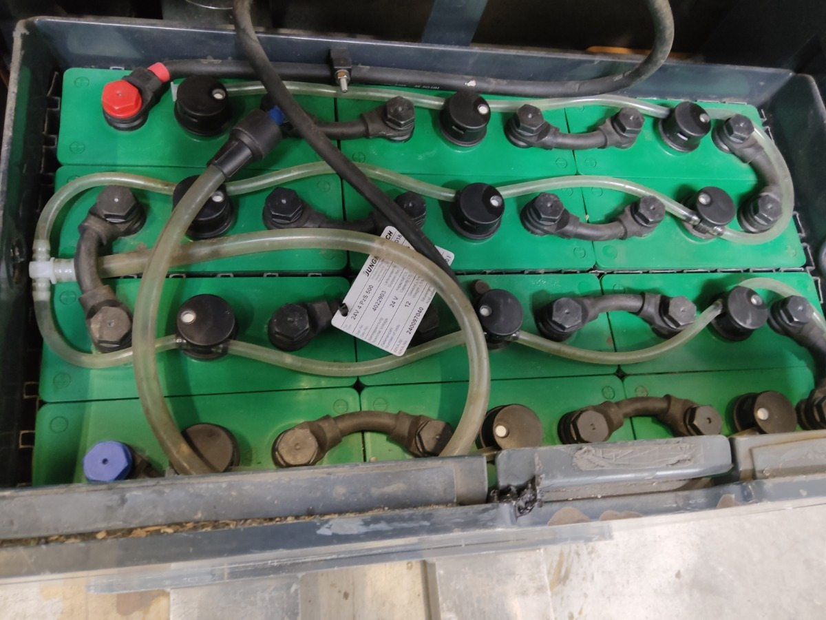 Jungheinrich ESE120/1950MM - Låglyftar: bild 4 Jungheinrich ESE120/1950MM - Låglyftar: bild 4