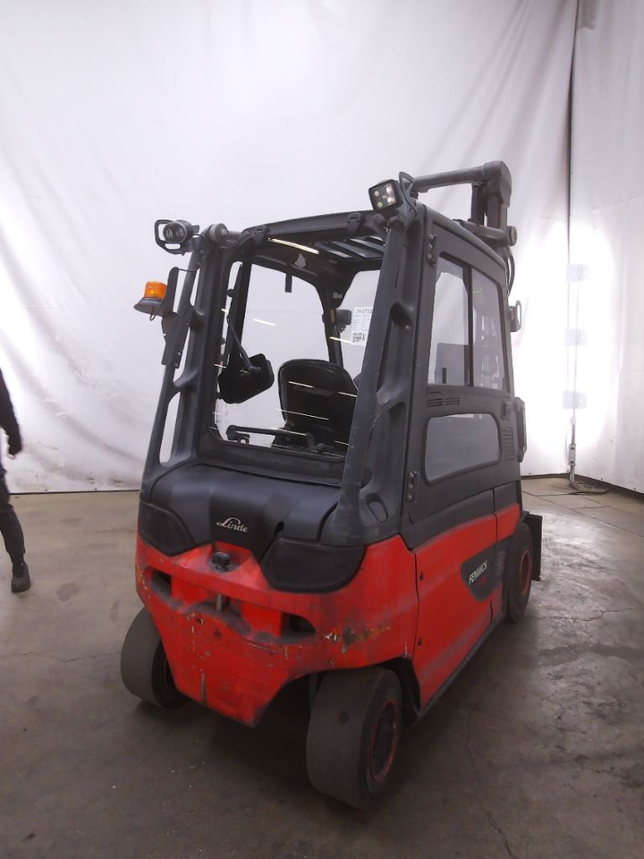 Linde E25L-01 - Eltruck: bild 2 Linde E25L-01 - Eltruck: bild 2