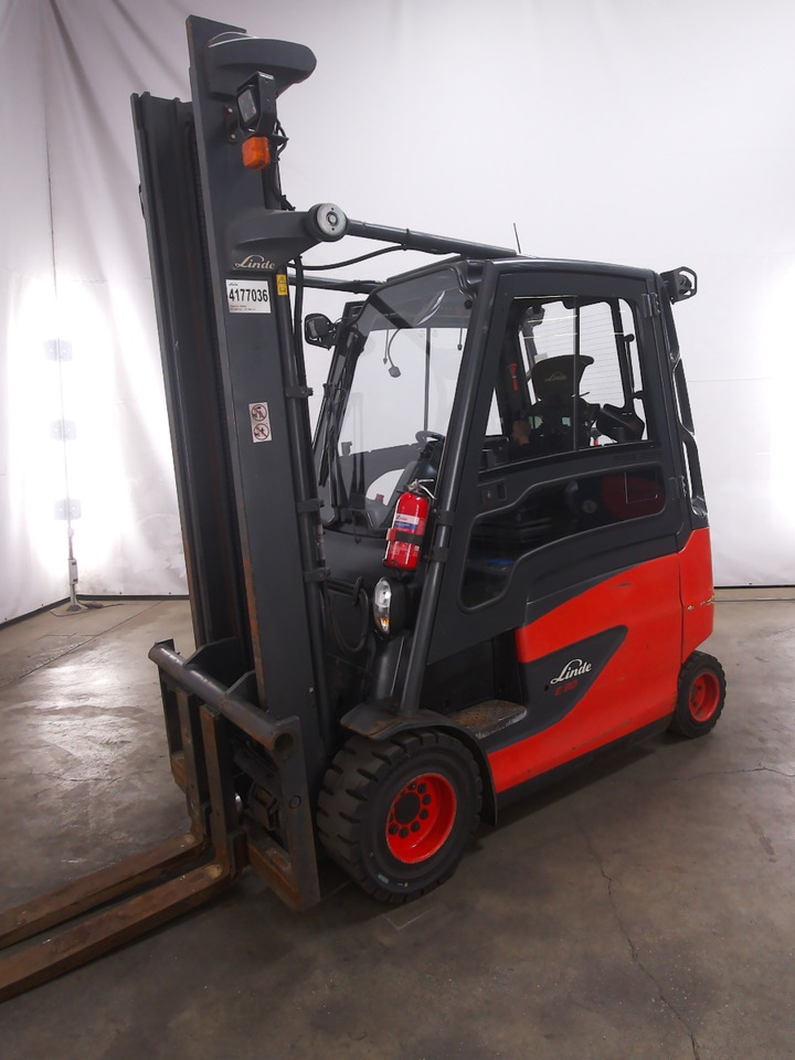 Linde E30HL-01/600 - Eltruck: bild 1 Linde E30HL-01/600 - Eltruck: bild 1