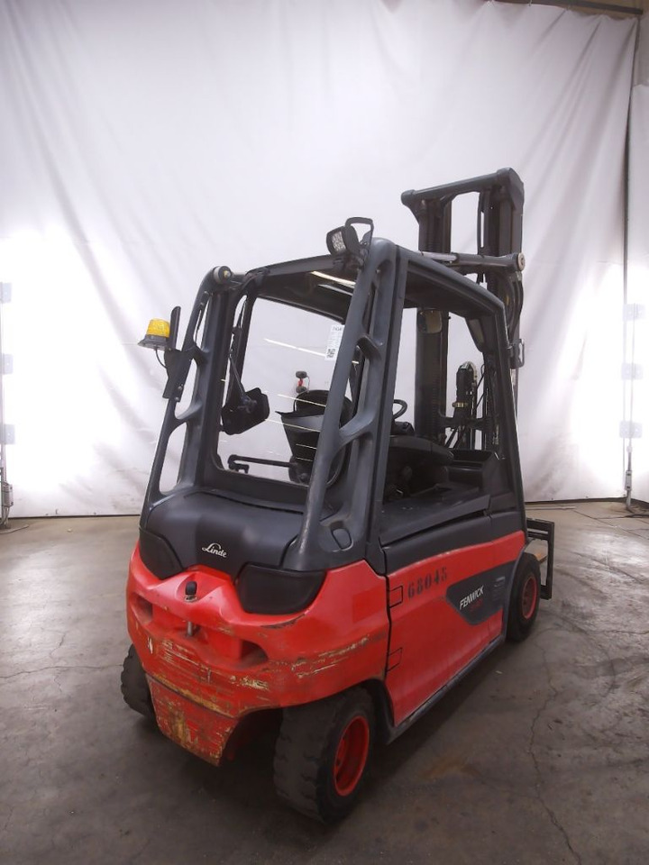 Linde E30L-01 - Eltruck: bild 2 Linde E30L-01 - Eltruck: bild 2