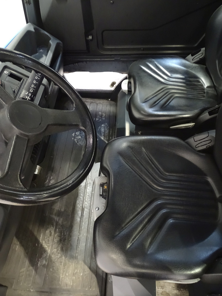 Linde P250 - Dragtruck: bild 3 Linde P250 - Dragtruck: bild 3