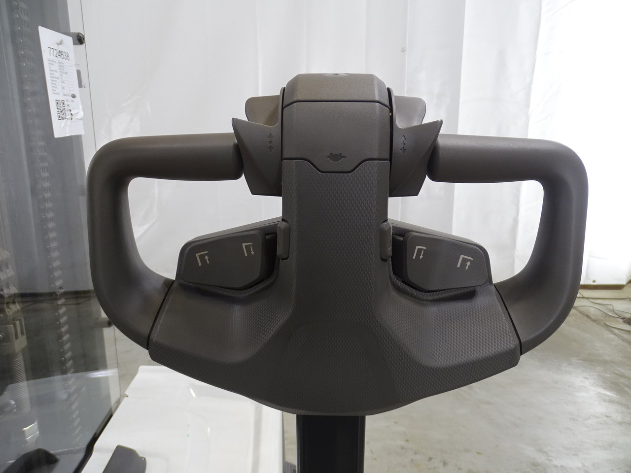 Mitsubishi SBP12N3 - Staplare: bild 3 Mitsubishi SBP12N3 - Staplare: bild 3