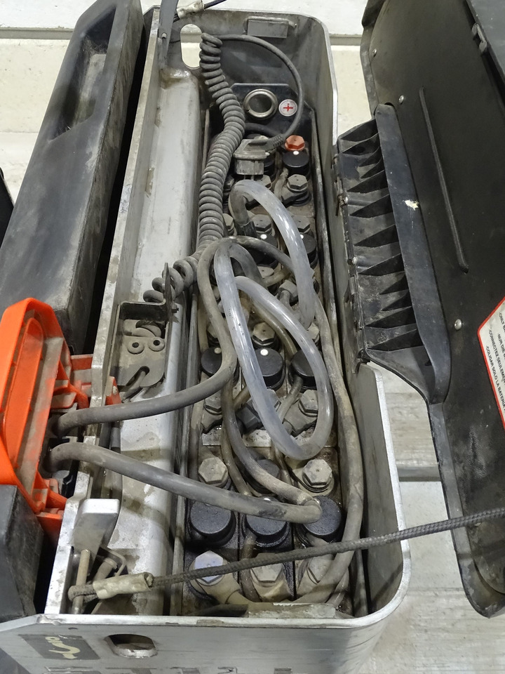 Still ECU16 - Låglyftar: bild 4 Still ECU16 - Låglyftar: bild 4