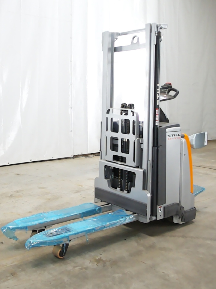 Still EXD-SF14D - Staplare: bild 1 Still EXD-SF14D - Staplare: bild 1