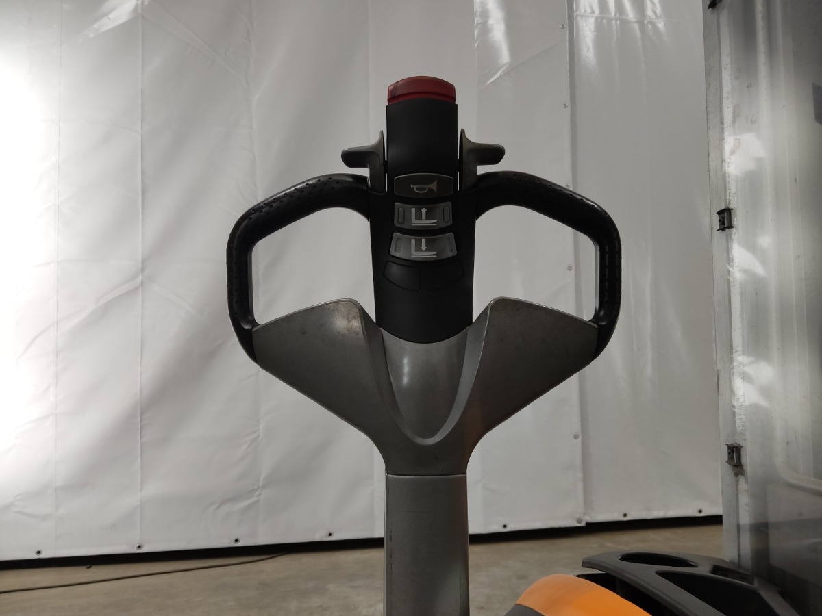 Still EXV12 - Staplare: bild 3 Still EXV12 - Staplare: bild 3