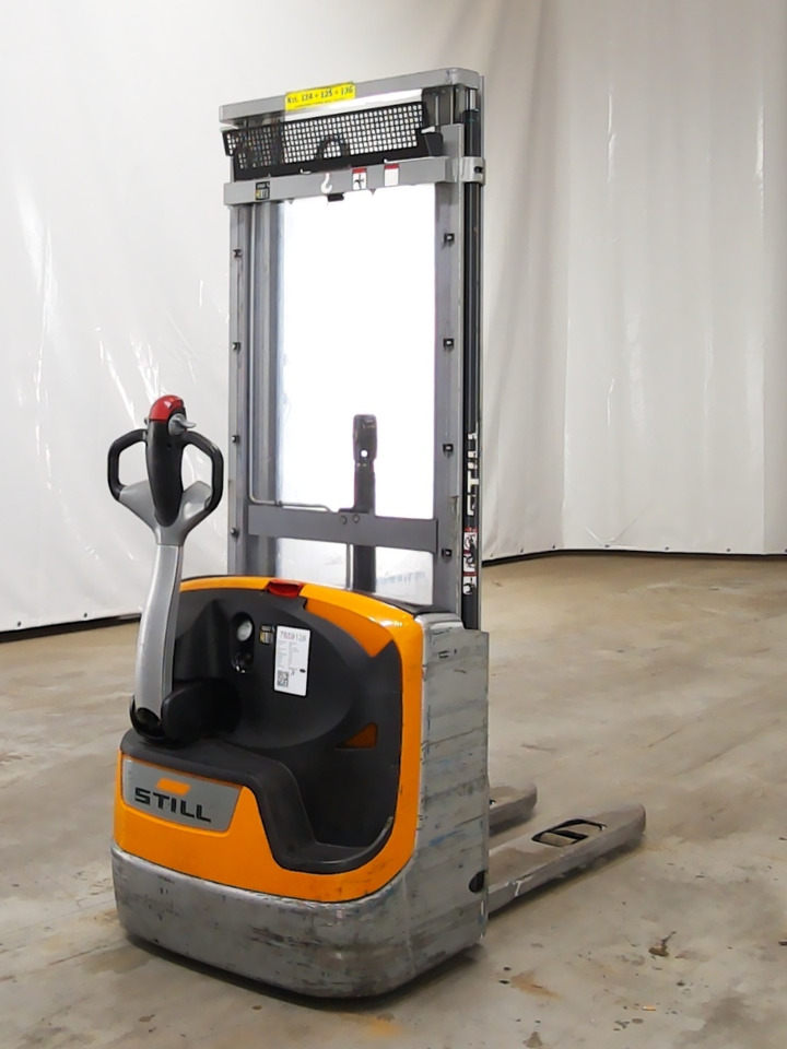 Still EXV12 - Staplare: bild 2 Still EXV12 - Staplare: bild 2