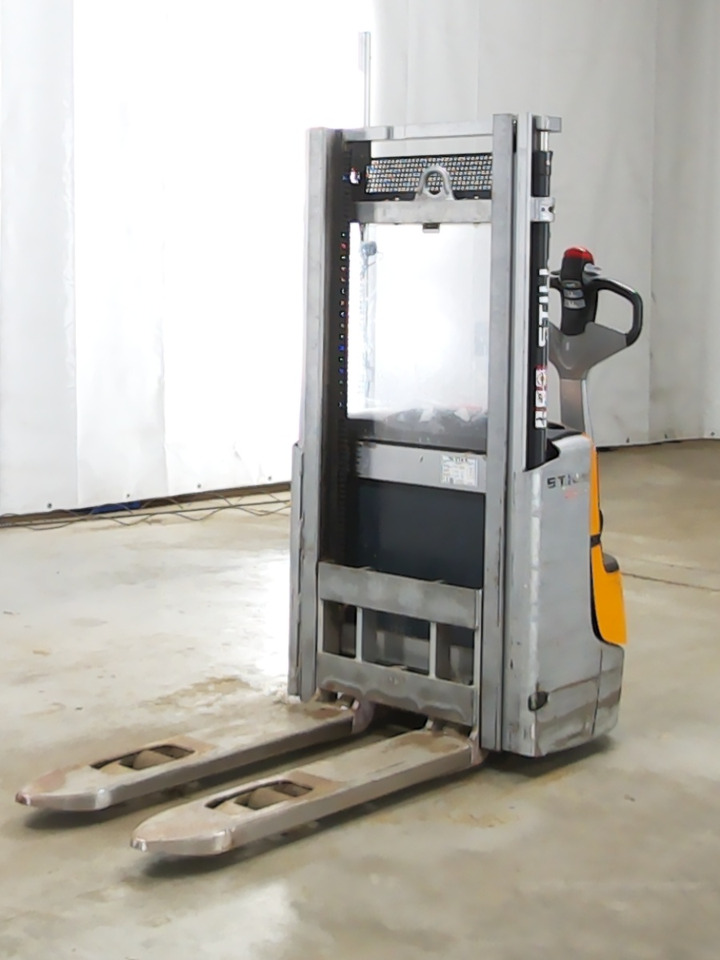 Still EXV12 - Staplare: bild 1 Still EXV12 - Staplare: bild 1