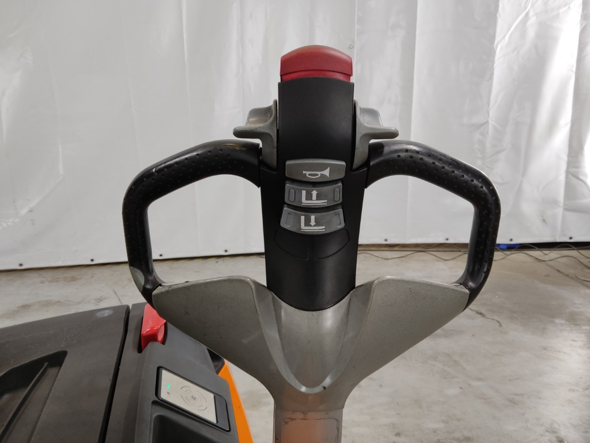 Still EXV16 - Staplare: bild 3 Still EXV16 - Staplare: bild 3