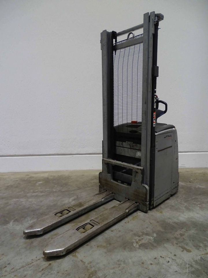 Still EXV16 - Staplare: bild 1 Still EXV16 - Staplare: bild 1