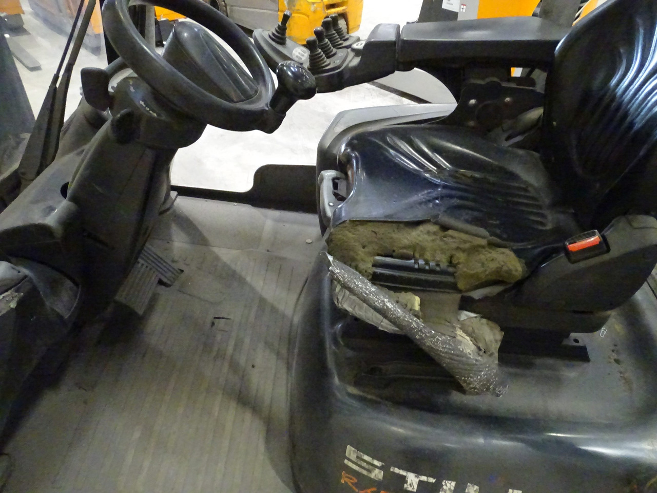 Still RX70-40 - Dieseltruck: bild 3 Still RX70-40 - Dieseltruck: bild 3