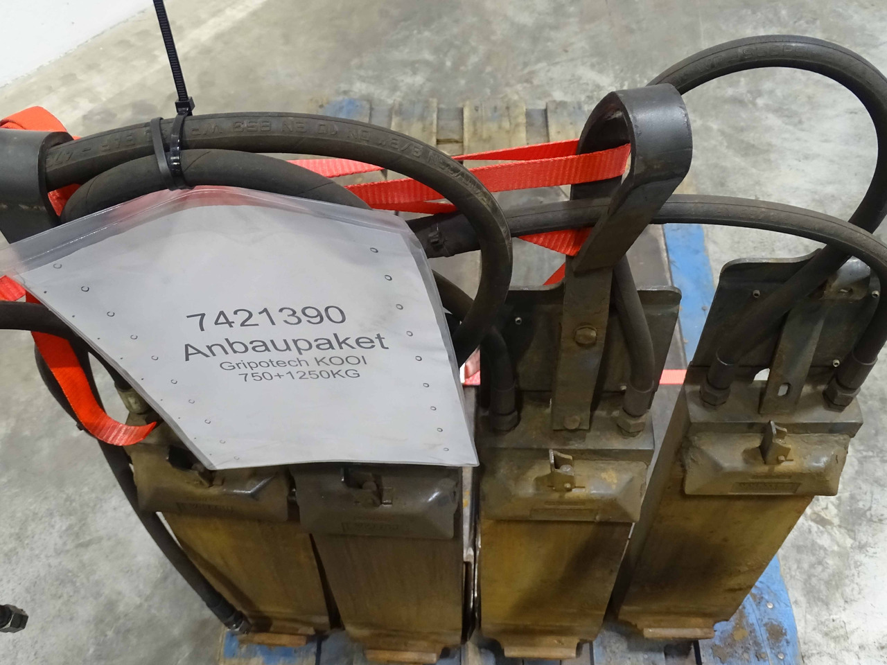 Weitere 2XANBAUGERÄTE - Gafflar: bild 3 Weitere 2XANBAUGERÄTE - Gafflar: bild 3