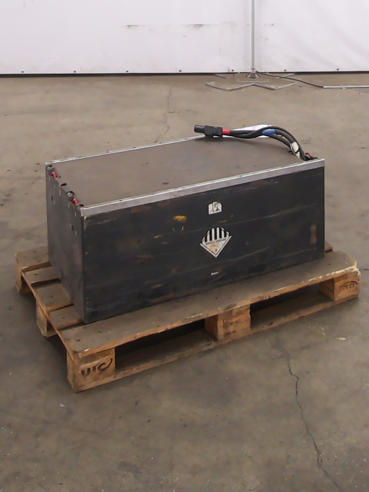 Weitere 48V268AH/LIION - Batteri för Materialhanteringsutrustning: bild 1 Weitere 48V268AH/LIION - Batteri för Materialhanteringsutrustning: bild 1