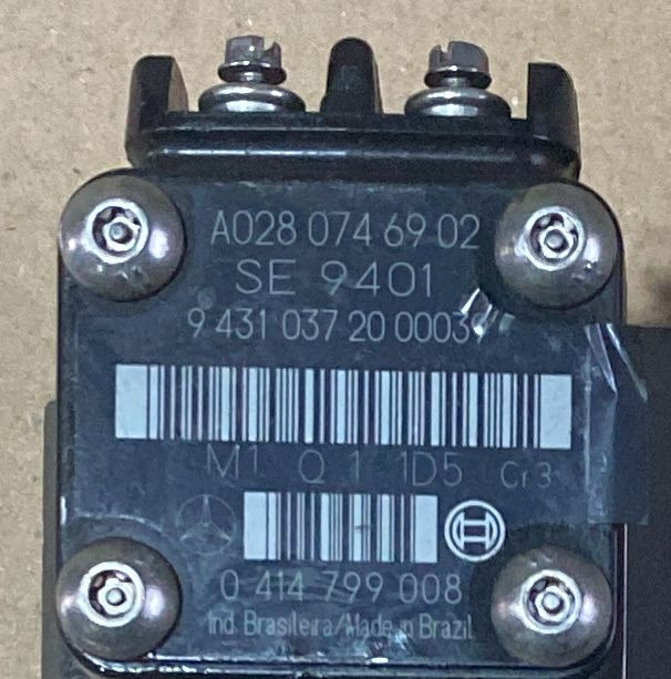 BOSCH 0414799008 - Injektor: bild 1 BOSCH 0414799008 - Injektor: bild 1