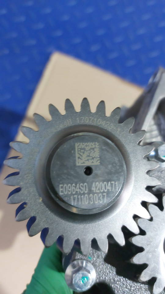 CATERPILLAR oil pump C4.4, C6.6 4200471 - Oljepump för Lastbil: bild 3 CATERPILLAR oil pump C4.4, C6.6 4200471 - Oljepump för Lastbil: bild 3