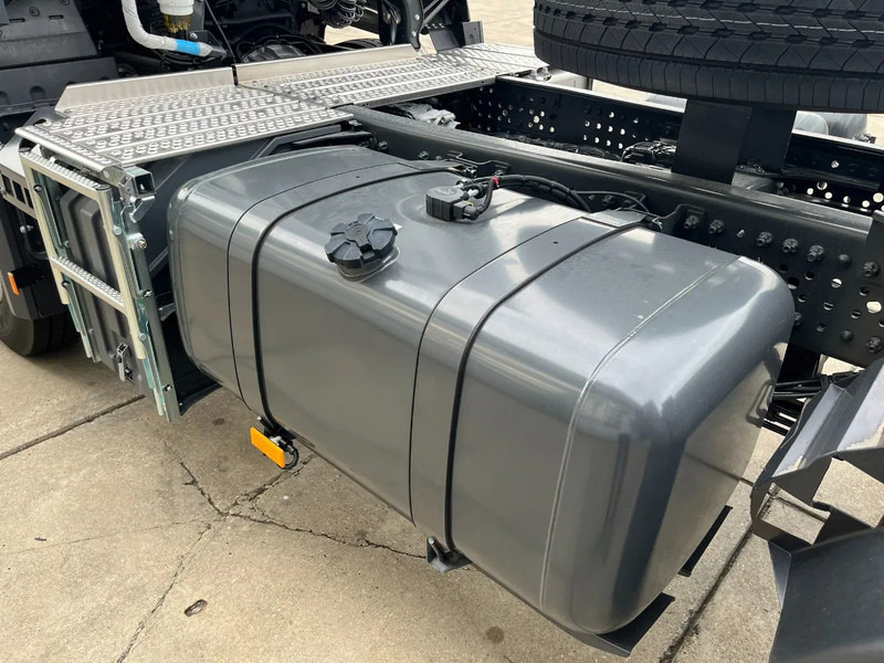 Ny Dragbil Mercedes-Benz Actros 3340 S 6x4 Tractor Head: bild 12 Ny Dragbil Mercedes-Benz Actros 3340 S 6x4 Tractor Head: bild 12